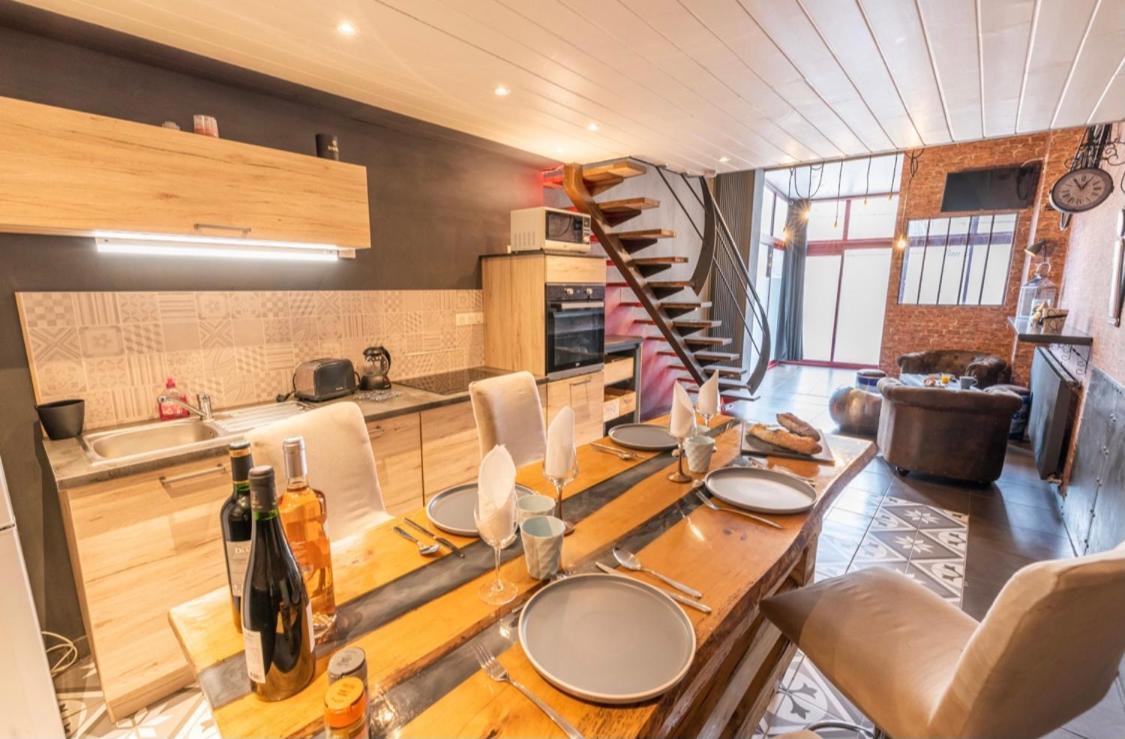 Le Puy-en-Velay Loft Industriel En Centre Ville מראה חיצוני תמונה