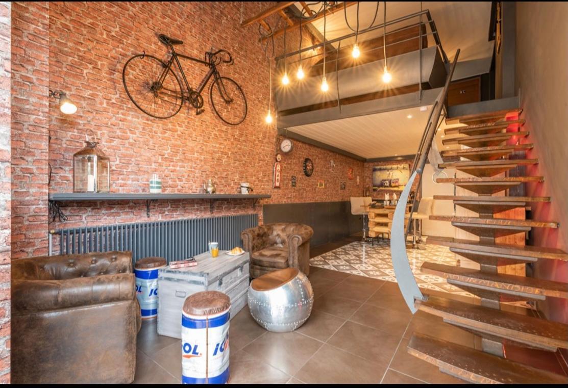 Le Puy-en-Velay Loft Industriel En Centre Ville מראה חיצוני תמונה